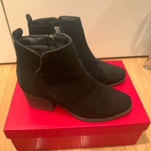 BLONDO WATERPROOF Suede Bootie, Size 6M